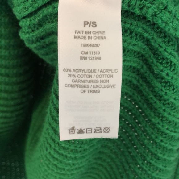 Green Crop Sweater with Scalloped Trim from Dynamite - Picture 6 of 6